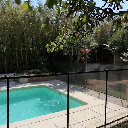 Les Treilles De Provence Ferienhaus *